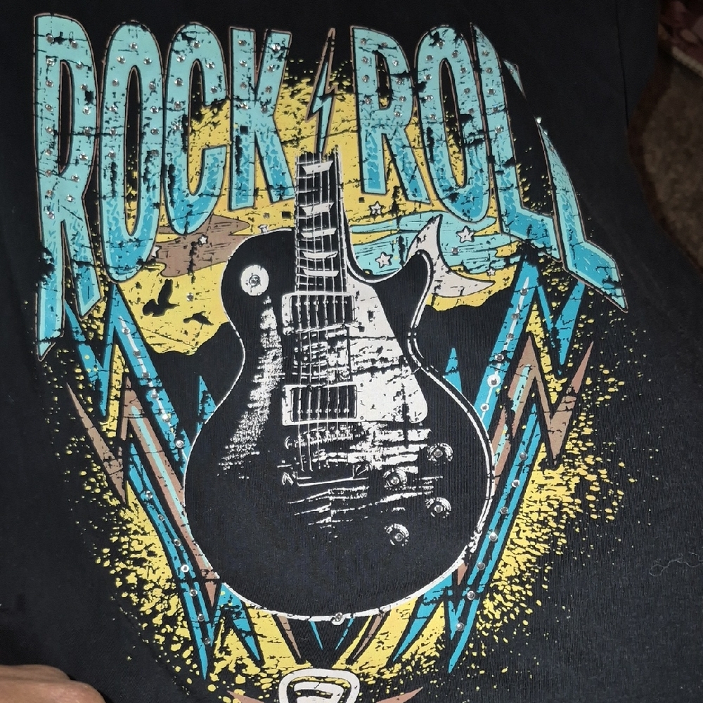 Rock & Roll GraphicT-Shirt